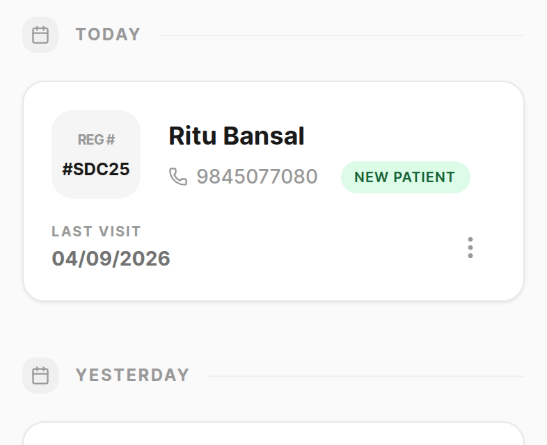Patient list entry showing registration number, phone, new-patient badge and last visit date